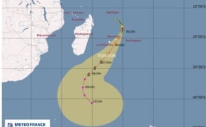 Edilson à 540 km, le système passera au plus près de La Réunion jeudi en fin de journée