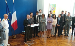 Les ministres accueillent les nouveaux citoyens français en préfecture
