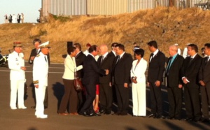 François Hollande est arrivé à la Réunion