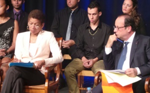 François Hollande fait des annonces pour l'emploi local