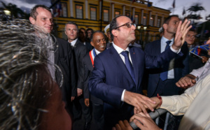 Retour en images de François Hollande à St Denis