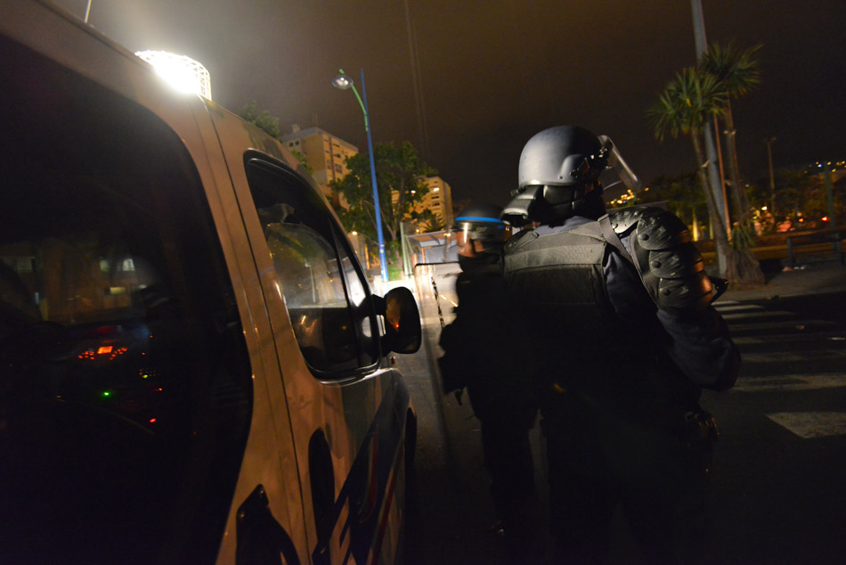 La deuxième nuit de tensions au Chaudron en images