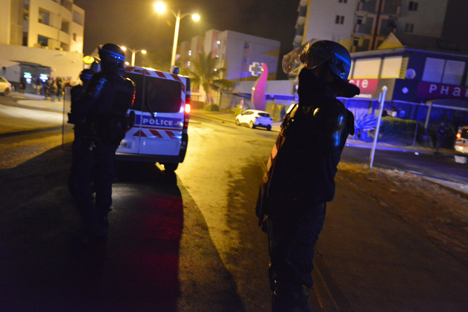 La deuxième nuit de tensions au Chaudron en images