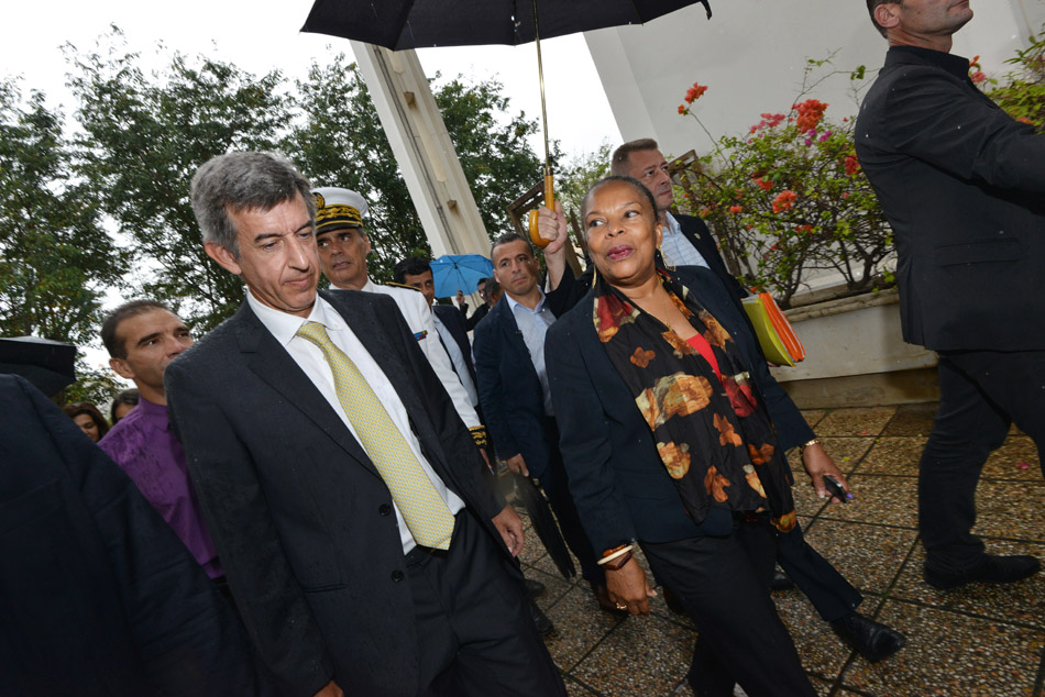 Christiane Taubira rencontre le personnel du tribunal de grande instance de St-Denis