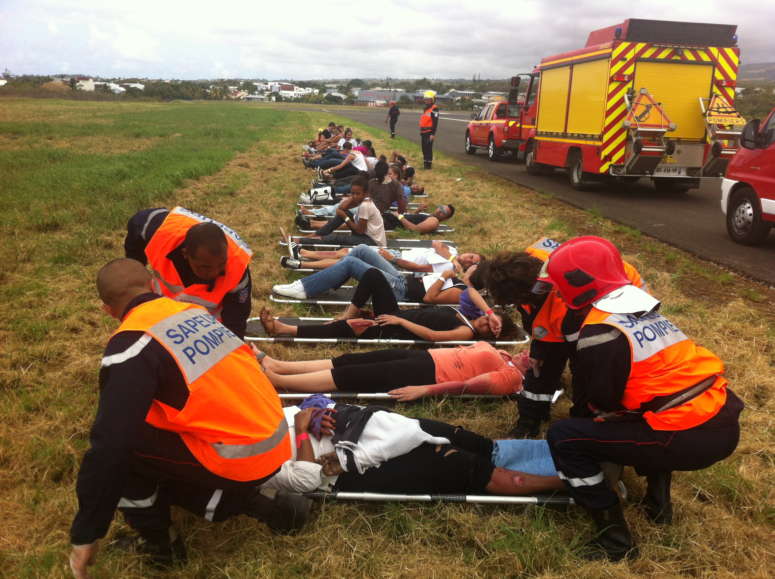 Retour en images de la simulation de crash d'avion à Gillot