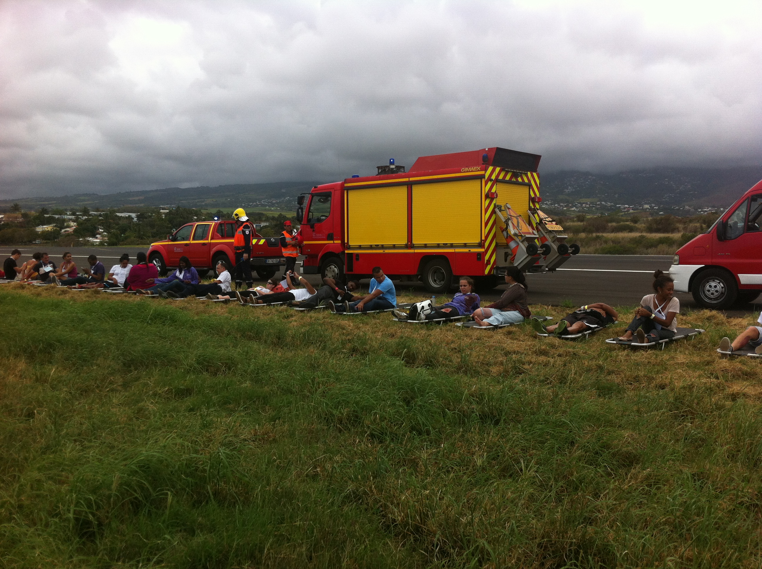 Retour en images de la simulation de crash d'avion à Gillot