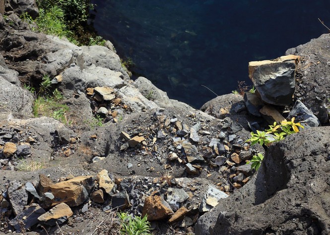 Ravine St-Gilles: Une partie de la falaise du Bassin Malheur s'est effondrée
