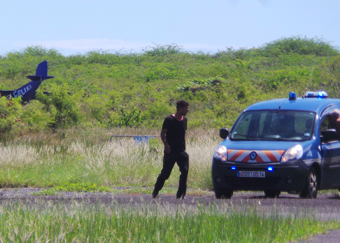 Atterrissage d'urgence d'un ULM à Cambaie, une touriste à bord