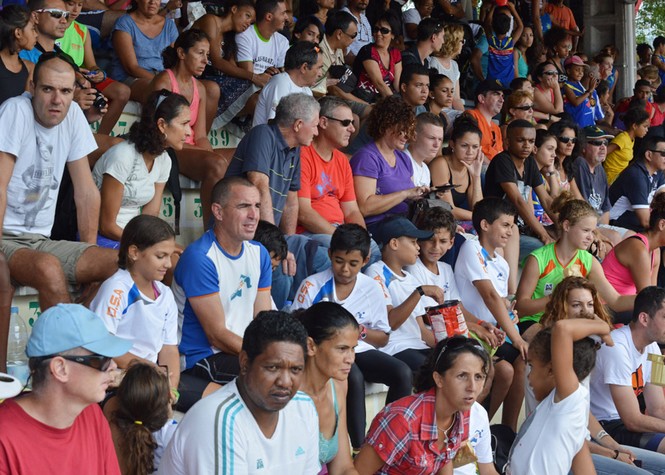 Cérémonie d'ouverture des JIOI: Ambiance survoltée au stade de St-Paul!