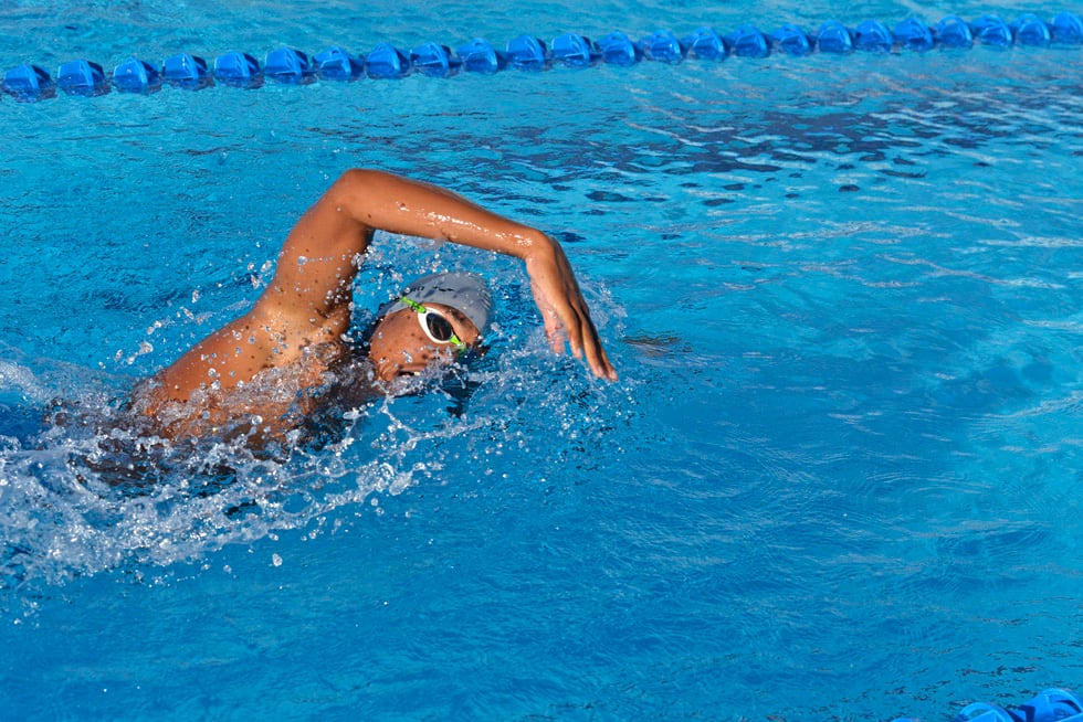 Les nageurs réunionnais impressionnent à la piscine du Chaudron