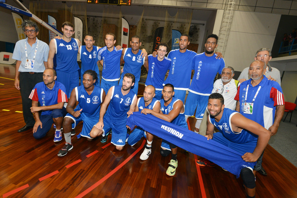 Retour en images sur les victoires écrasantes de nos basketteuses et basketteurs