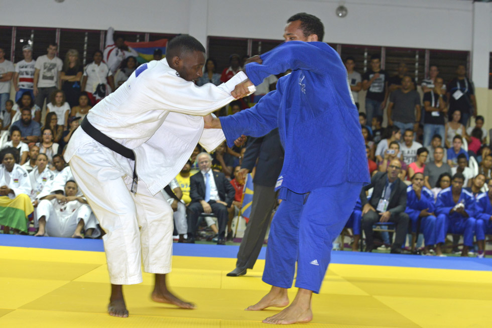 Judo : Retour en image sur le succès des Réunionnais dans l'épreuve par équipe