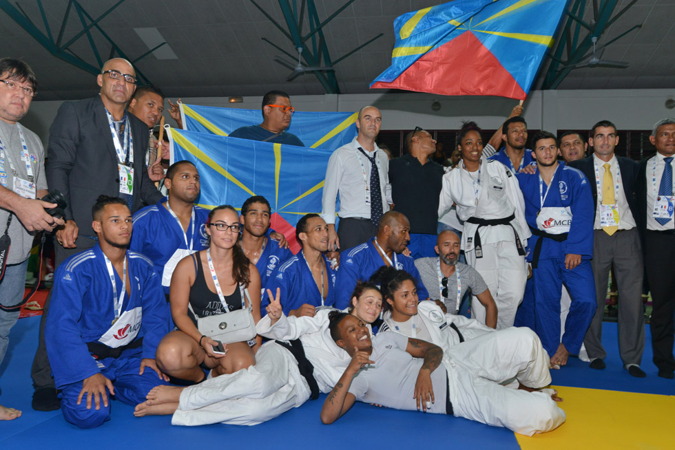 Judo : Retour en image sur le succès des Réunionnais dans l'épreuve par équipe