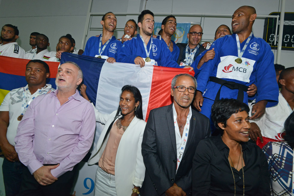 Judo : Retour en image sur le succès des Réunionnais dans l'épreuve par équipe