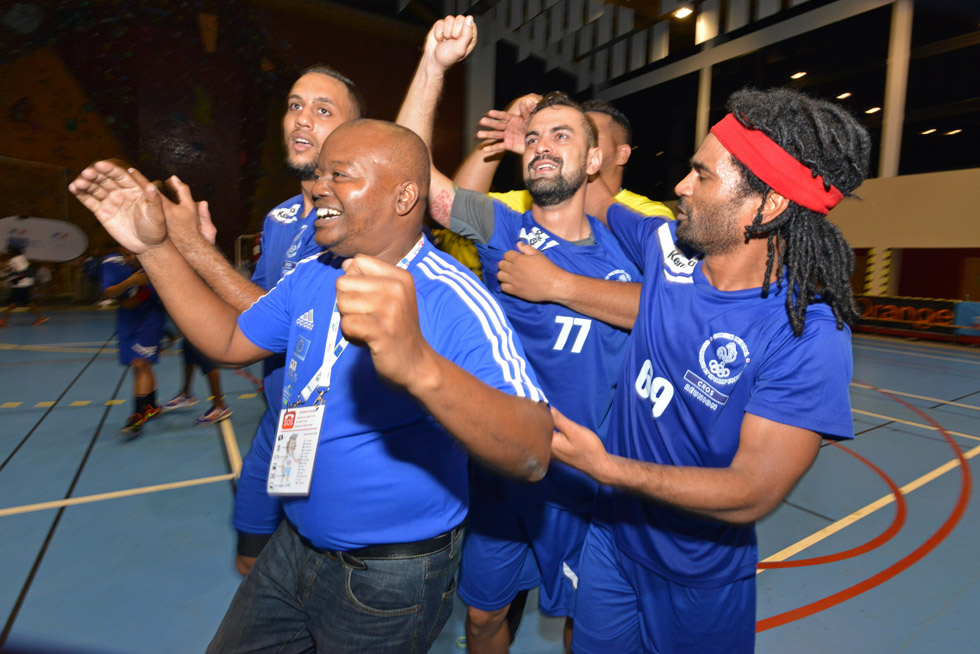 Retour en images sur les médailles d'or des handballeurs du Club R
