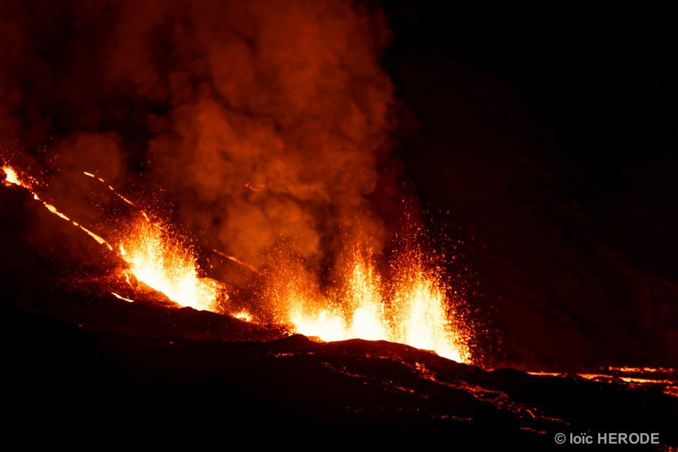 Volcan: Vos photos et vidéos de l'éruption!