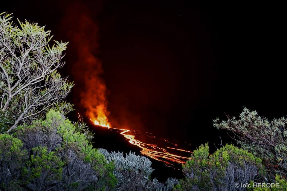 Volcan: Vos photos et vidéos de l'éruption!