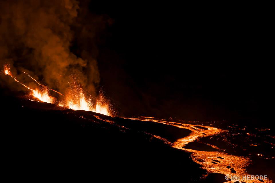 Volcan: Vos photos et vidéos de l'éruption!