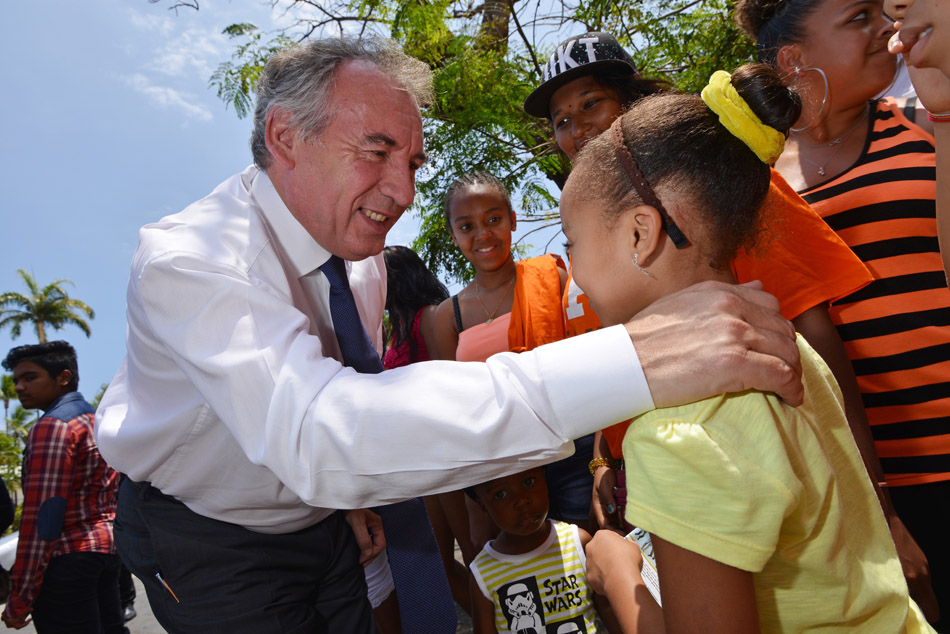 Régionales 2015: Thierry Robert et François Bayrou font campagne ensemble