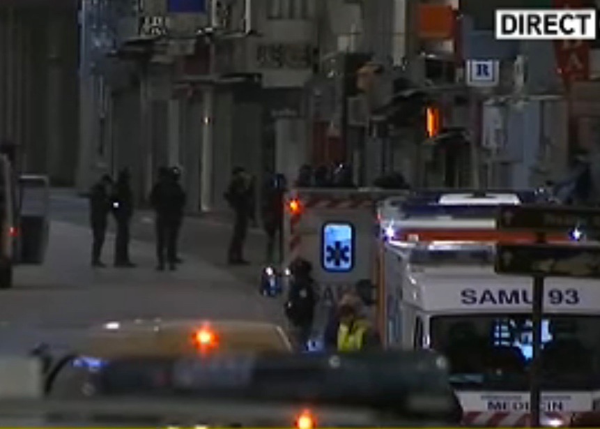 Attentats: Opération spectaculaire du RAID, des terroristes 
