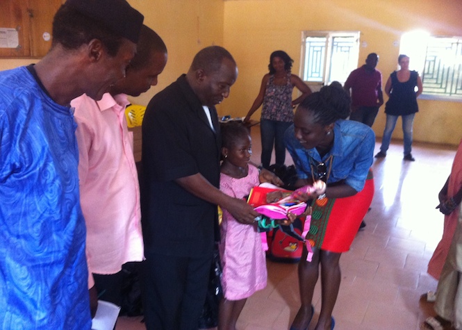 Lutte contre Ebola : Rentrée scolaire réussie pour 100 orphelins Guinéens grâce à vos dons
