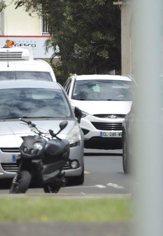 Affaire de la fausse rumeur : Thierry Robert et ses sbires sont décidément vraiment gros doigt...