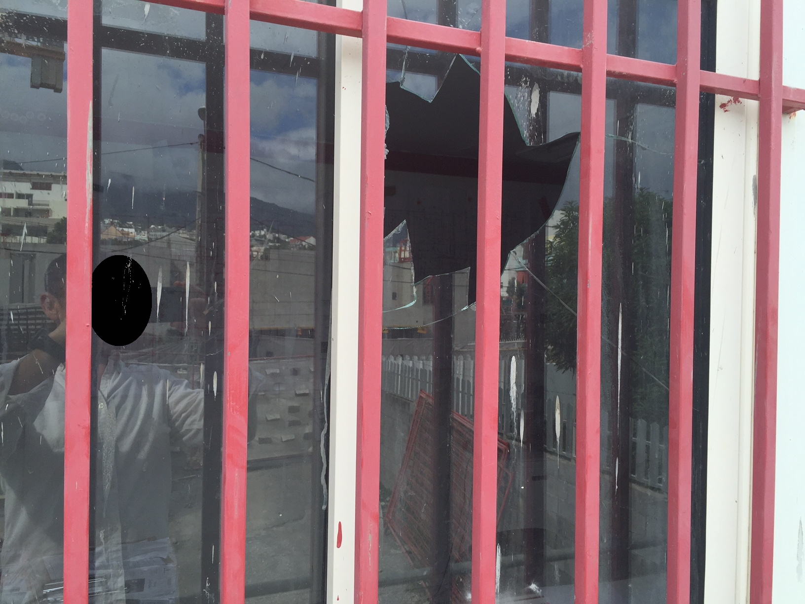 St-Denis : Deux chantiers saccagés parce que les ouvriers refusaient de faire grève