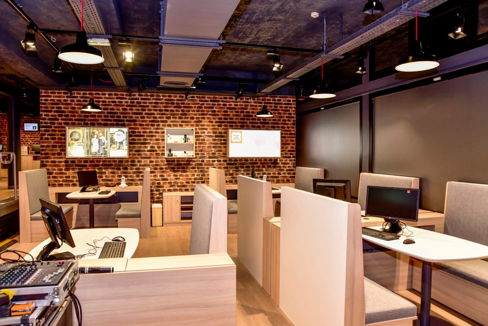 Orange ouvre le premier Smart Store de l’Oce?an Indien