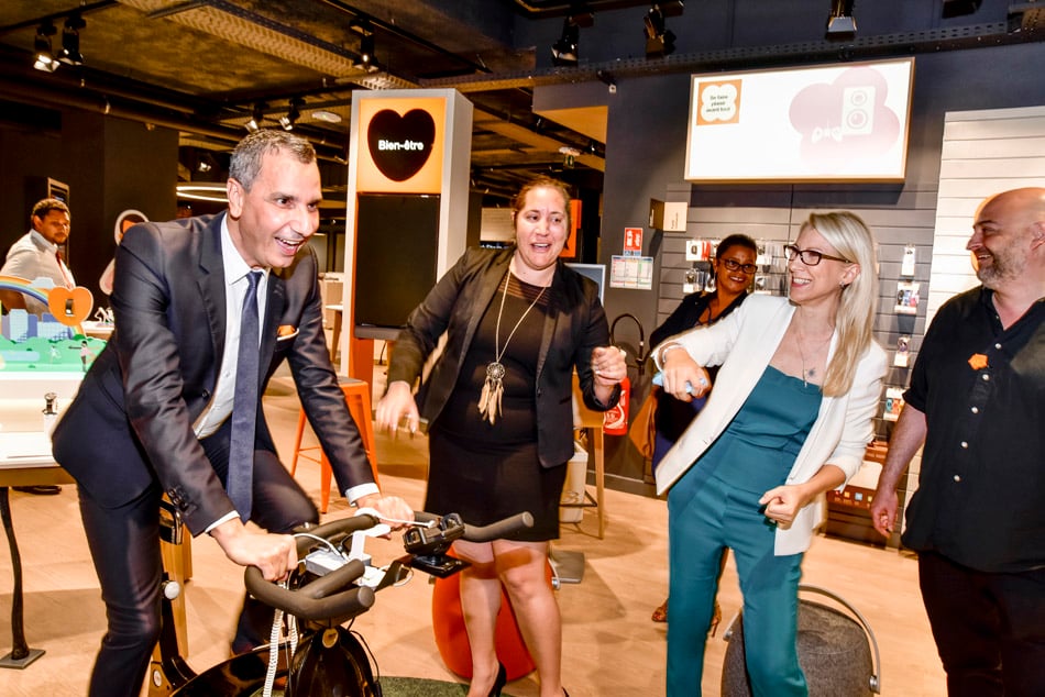 Orange ouvre le premier Smart Store de l’Oce?an Indien