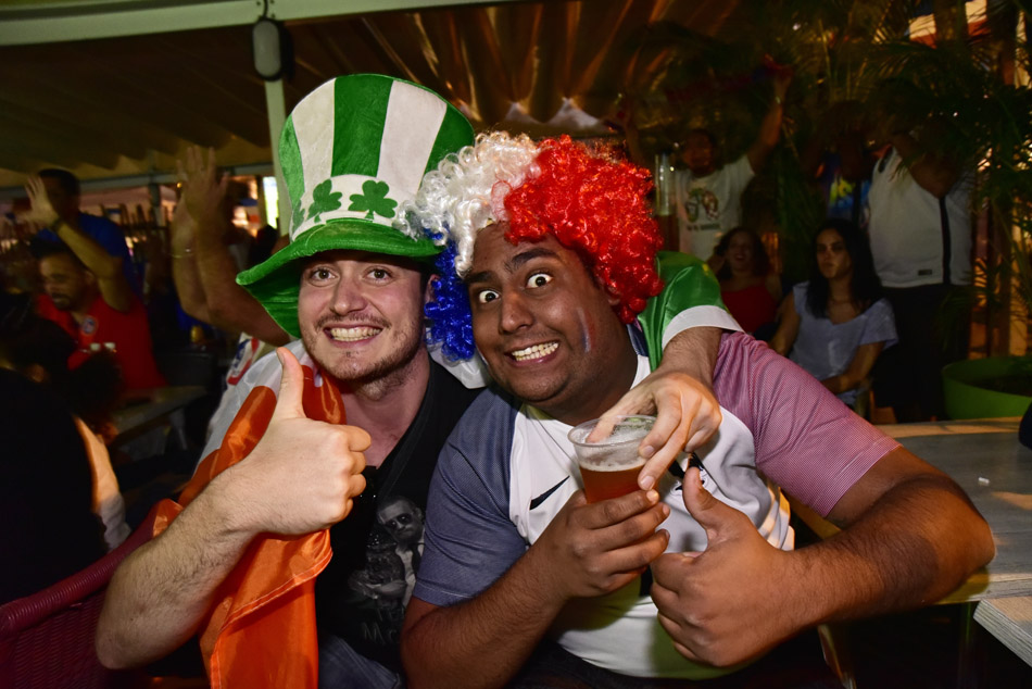 France/Irlande: Le match des supporters sur le Barachois