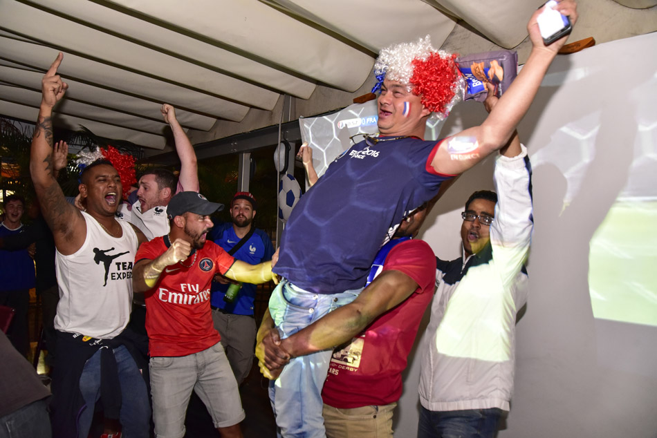 France/Irlande: Le match des supporters sur le Barachois