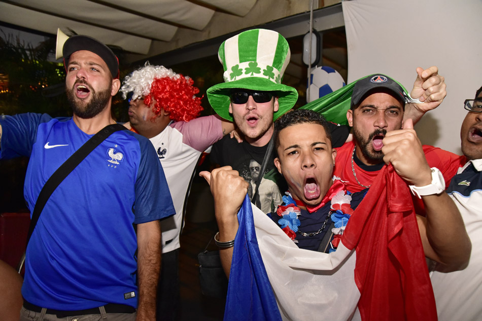 France/Irlande: Le match des supporters sur le Barachois