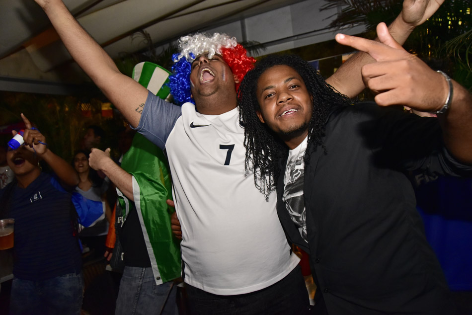 France/Irlande: Le match des supporters sur le Barachois
