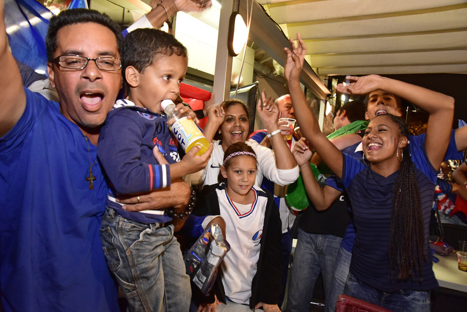 France/Irlande: Le match des supporters sur le Barachois