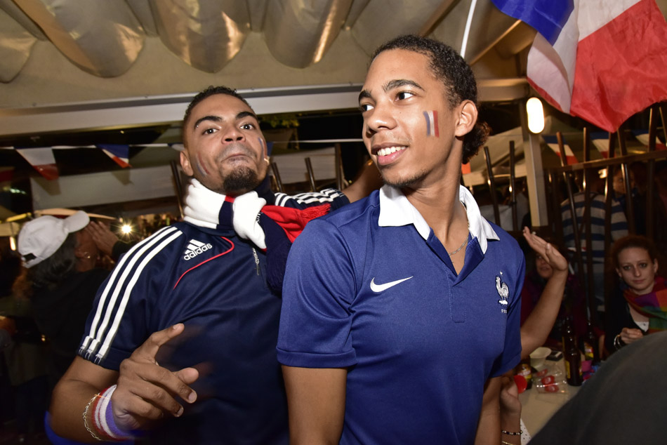 France/Irlande: Le match des supporters sur le Barachois